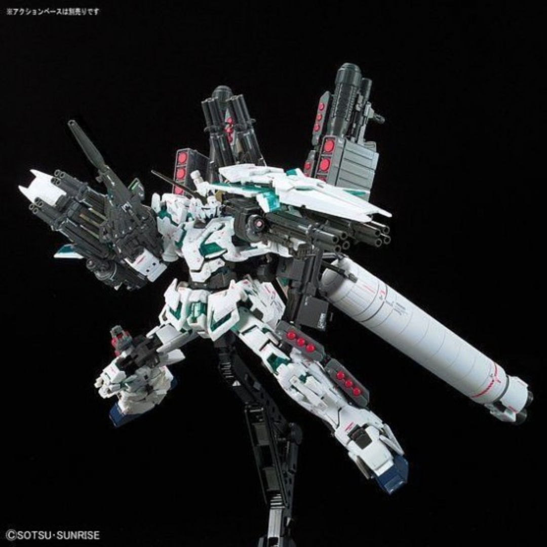 Bandai RG 1/144 全武裝獨角獸高達《機動戰士高達UC》