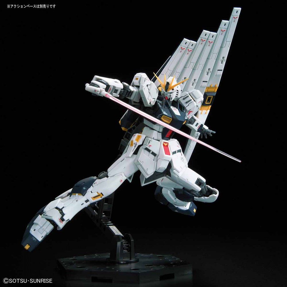 Bandai RG 1/144 Nu高達《機動戰士高達：馬沙之反擊》