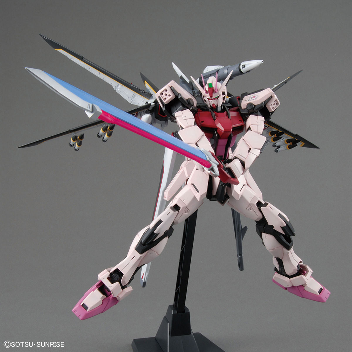 Bandai MG 1/100 嫣紅突擊高達 (鳳凰裝備) Ver. RM 《機動戰士特種計劃》