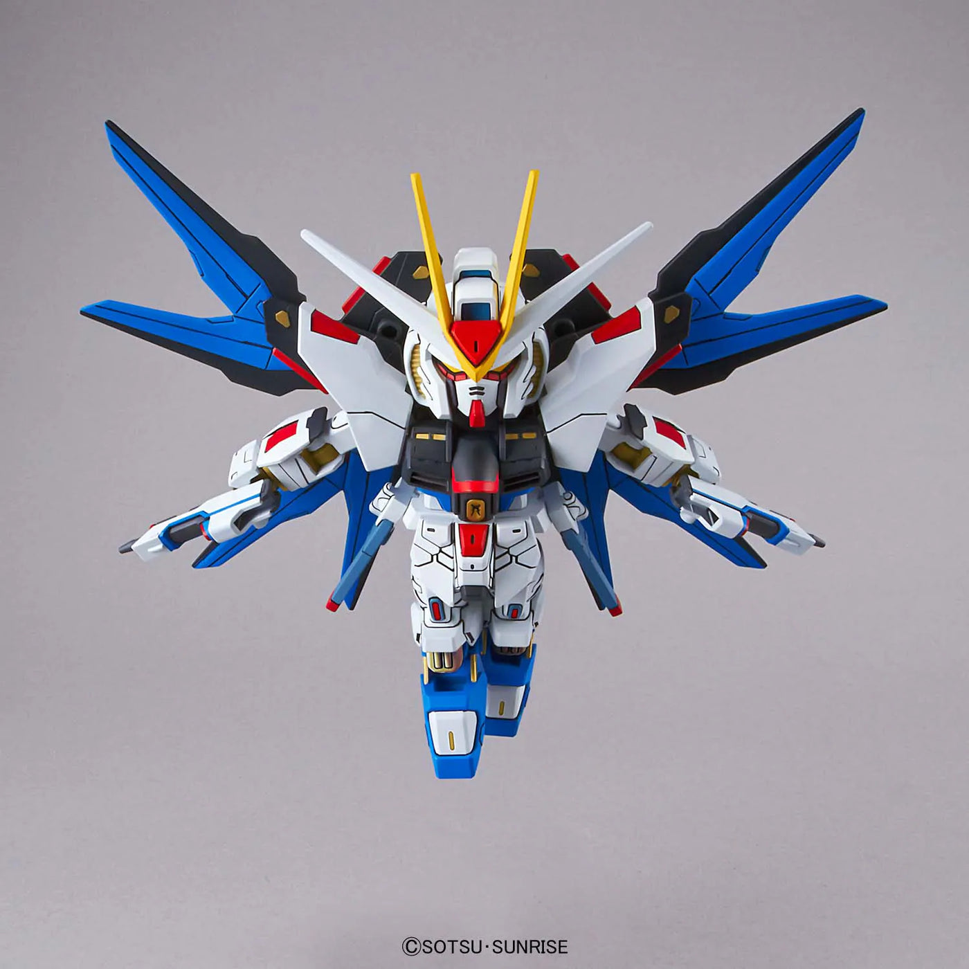 Bandai SD 高達 EX-規格 006 突擊自由高達 《機動戰士高達SEED DESTINY》